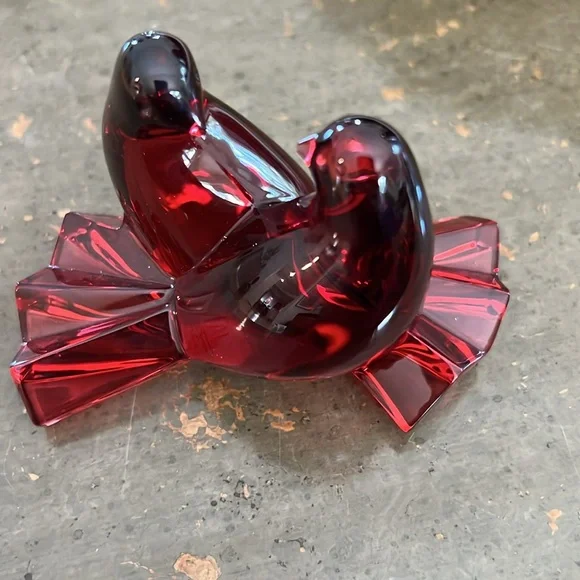 Baccarat Crystal Pigeon or Bird Figurine LOVING DOVES Bird